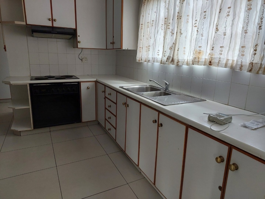 3 Bedroom Property for Sale in Uitenhage Upper Central Eastern Cape